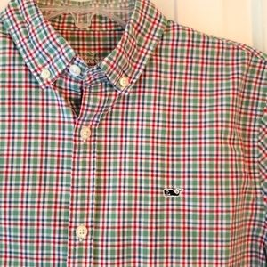 Vineyard Vines button down shirt